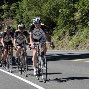 team paceline_cascade cyclist_cc